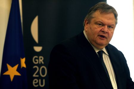 Βενιζέλος και «58»: Με συνεννόηση και συναίνεση το ευρωψηφοδέλτιο