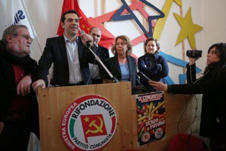 Δεν μαζεύει αρκετές υπογραφές το ιταλικό ψηφοδέλτιο του Αλέξη Τσίπρα