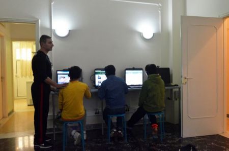 Ελλειψη χώρων και υποδομών για ασυνόδευτους ανήλικους μετανάστες