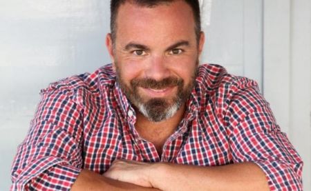 Ο Βασίλης Καλλίδης καλεσμένος στο Νίκο Θρασυβούλου και στο ένθετο «Σελίδες του Σαββατοκύριακου»