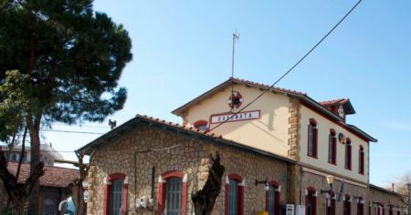 Επαναλειτουργία του σιδηροδρόμου στη Μεσσηνία ζητά ο δήμαρχος Οιχαλίας