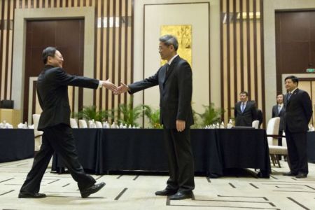 Ο καπιταλισμός φέρνει κοντά Κίνα και Ταϊβάν για 1η φορά μετά τον εμφύλιο