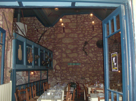 Κερδίστε ένα γεύμα για 2 άτομα στο Ρακάδικο στον Πειραιά