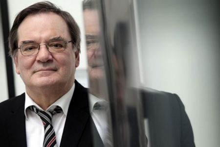 Ρούντολφ Χίκελ: Η τρόικα θα μείνει για τη βρώμικη δουλειά