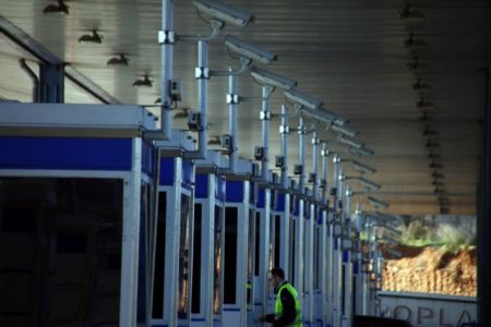 Χρυσοχοΐδης κατά Κ. Μπακογιάννη και αυτοδιοικητικών για τα νέα διόδια