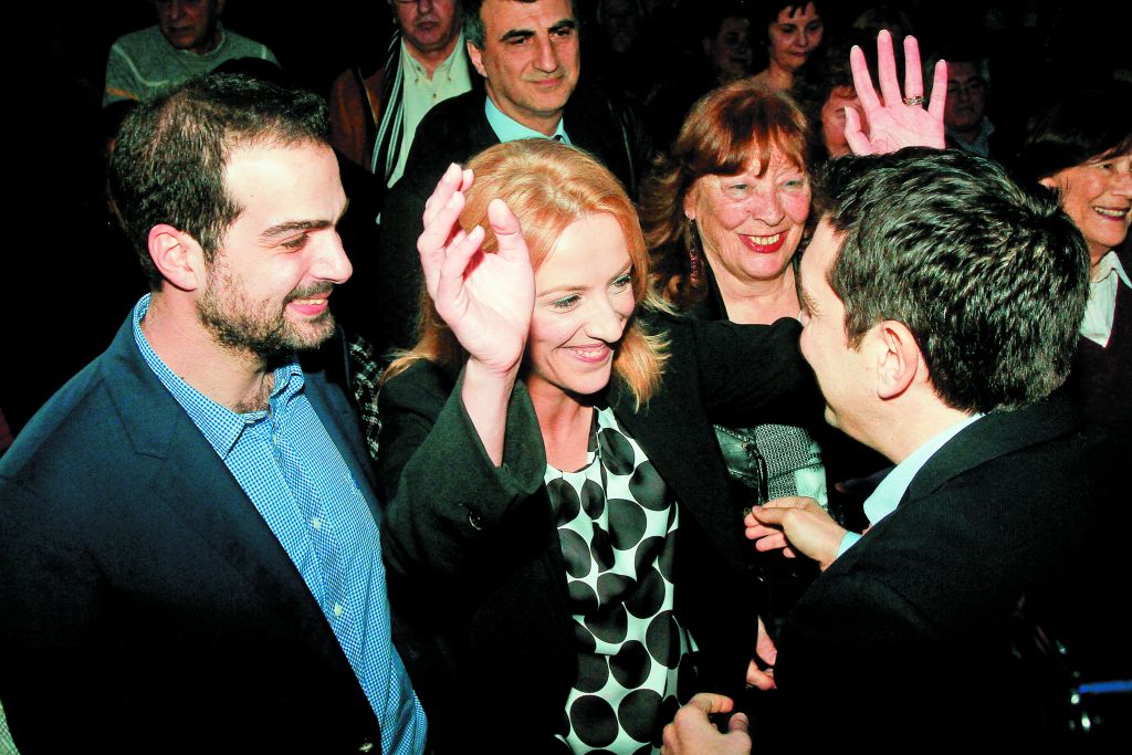 ΣΥΡΙΖΑ: Με τραύματα και εμπλοκές στη μάχη των δήμων