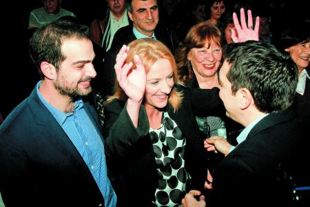 ΣΥΡΙΖΑ: Με τραύματα και εμπλοκές στη μάχη των δήμων