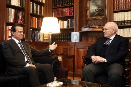 Κάρολος Παπούλιας: Εκφράζει τις επιφυλάξεις του για τη συμφωνία στο Κυπριακό