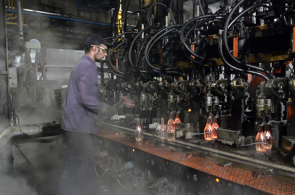 ΕΛΣΤΑΤ: Πτώση 0,3% στις τιμές παραγωγού στη βιομηχανία