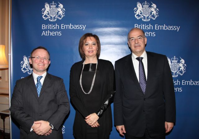 Βρετανική επιδότηση στην Ελλάδα για τον επαναπατρισμό μεταναστών