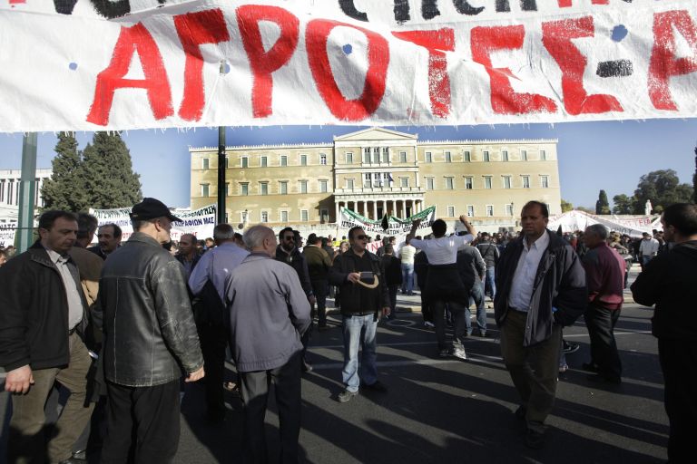 Περί τα 10.000 άτομα διαμαρτυρήθηκαν κατά του πολυνομοσχεδίου | tovima.gr