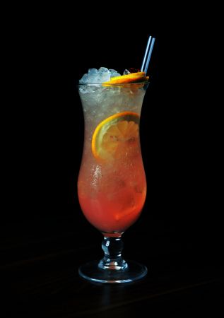 Αλκοολούχος λεμονάδα με κρόκο Κοζάνης