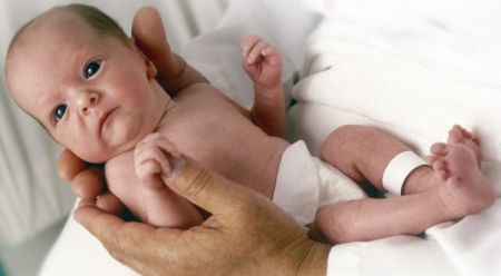 Κυψέλη: Τέσσερις συλλήψεις Βουλγάρων για παράνομες υιοθεσίες