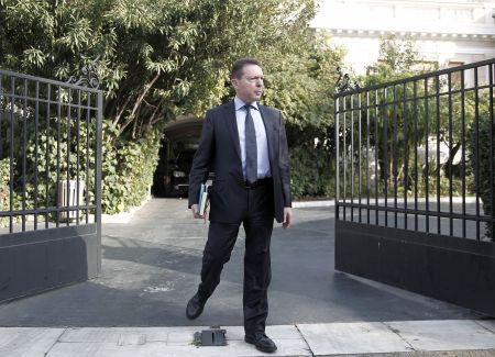 Στουρνάρας: Διαπραγματευόμαστε σκληρά με τους δανειστές