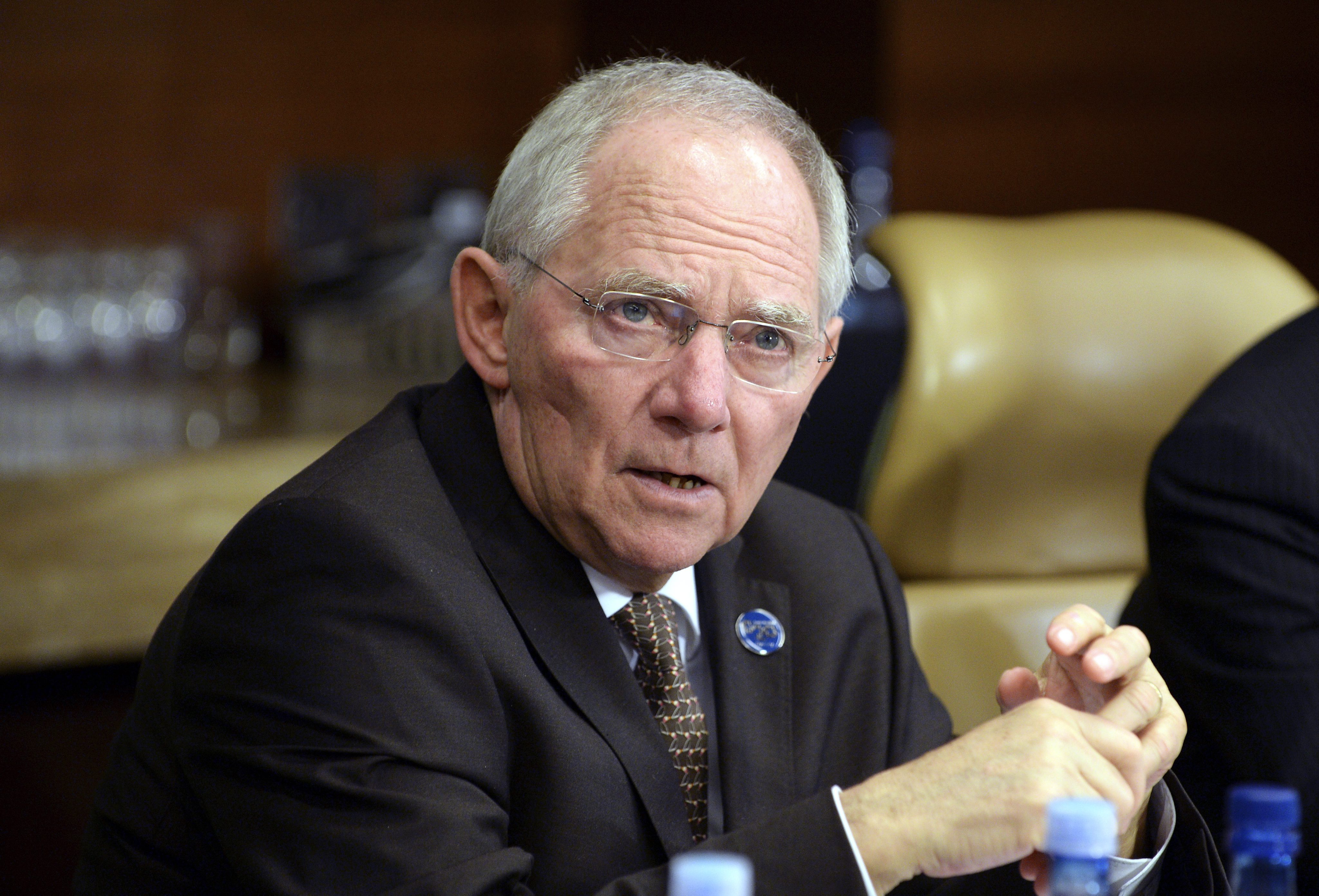 Σόιμπλε: Διαχειρίσιμες οι οικονομικές επιπτώσεις της ουκρανικής κρίσης