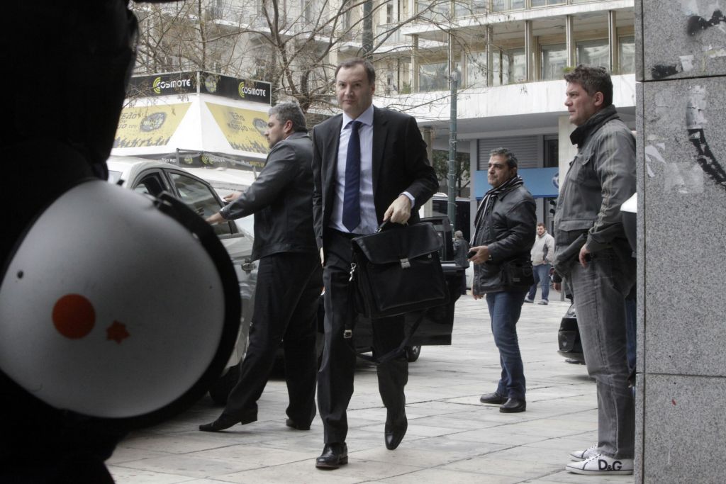 Μπρα-ντε-φερ με Τόμσεν για πρωτογενές πλεόνασμα-διαρθρωτικά