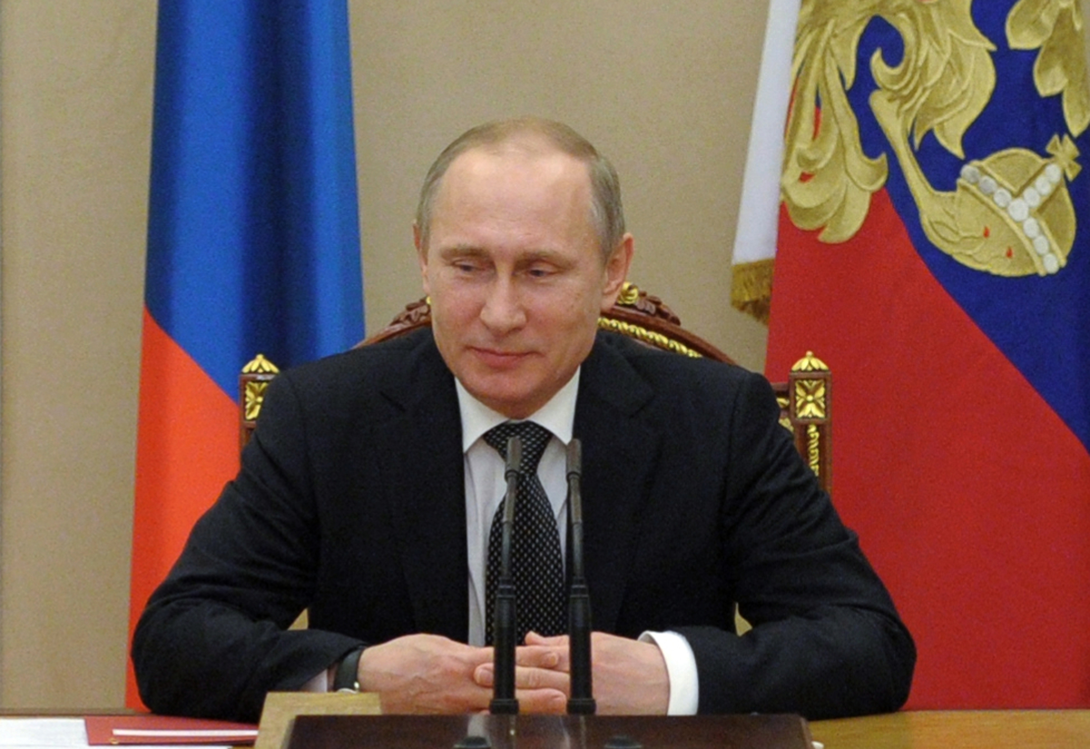Η Μόσχα συνομιλεί με ΔΝΤ-G8 για να διατηρήσει τον έλεγχο του Κιέβου