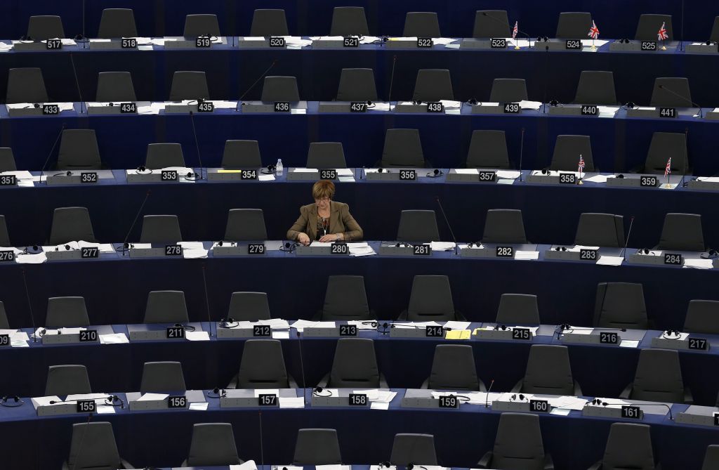 Η Ευρωβουλή αξιολογεί το ρόλο της τρόικα στις χώρες των μνημονίων