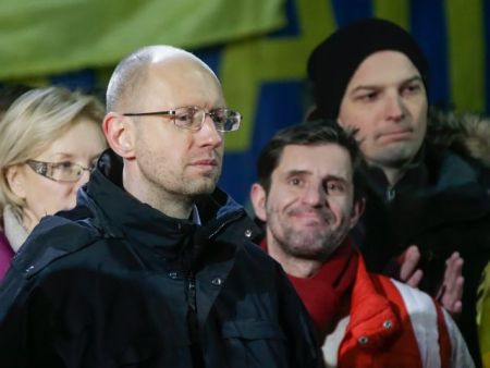 Ο Αρσένι Γιάτσενιουκ προτάθηκε για την πρωθυπουργία της Ουκρανίας