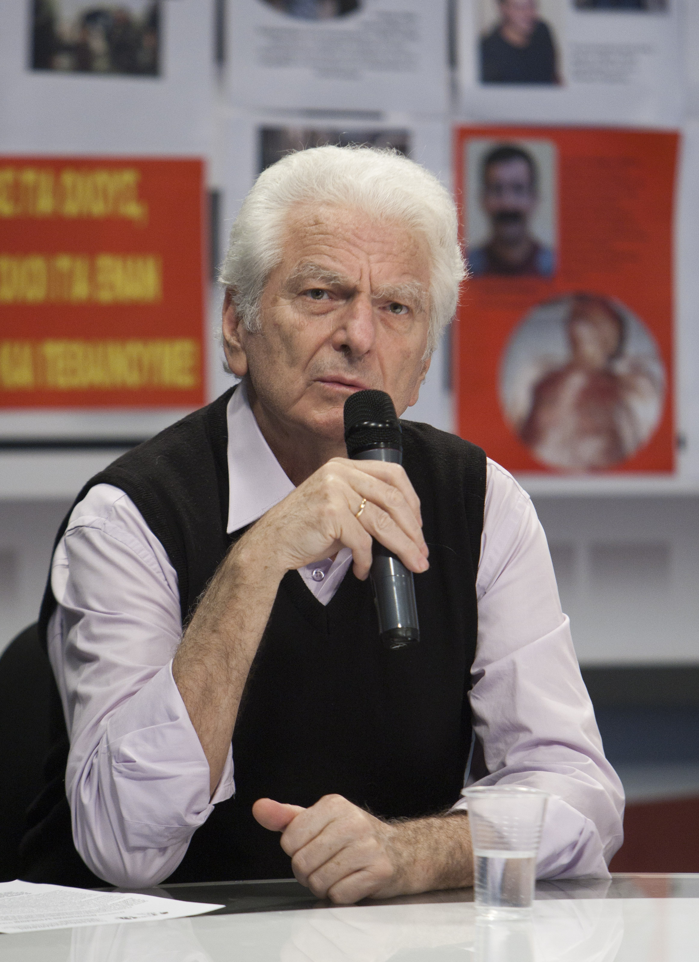 Μηταφίδης: Απολυμένοι του δημοσίου θα σημαδέψουν τις παρελάσεις