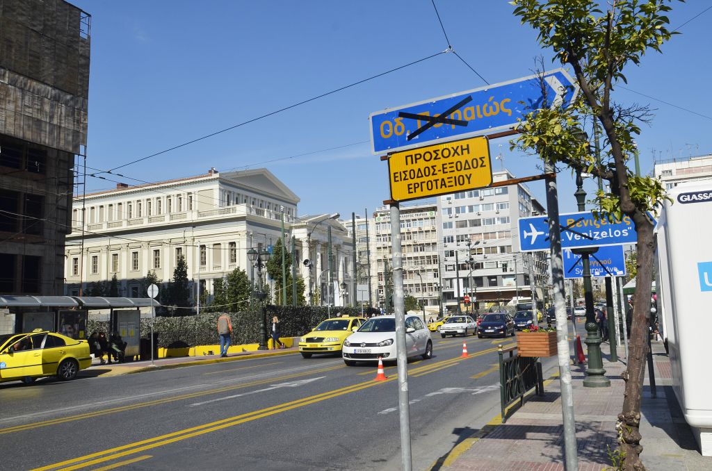 Οι έμποροι του Πειραιά κατά της επέκτασης της κυριακάτικης αγοράς