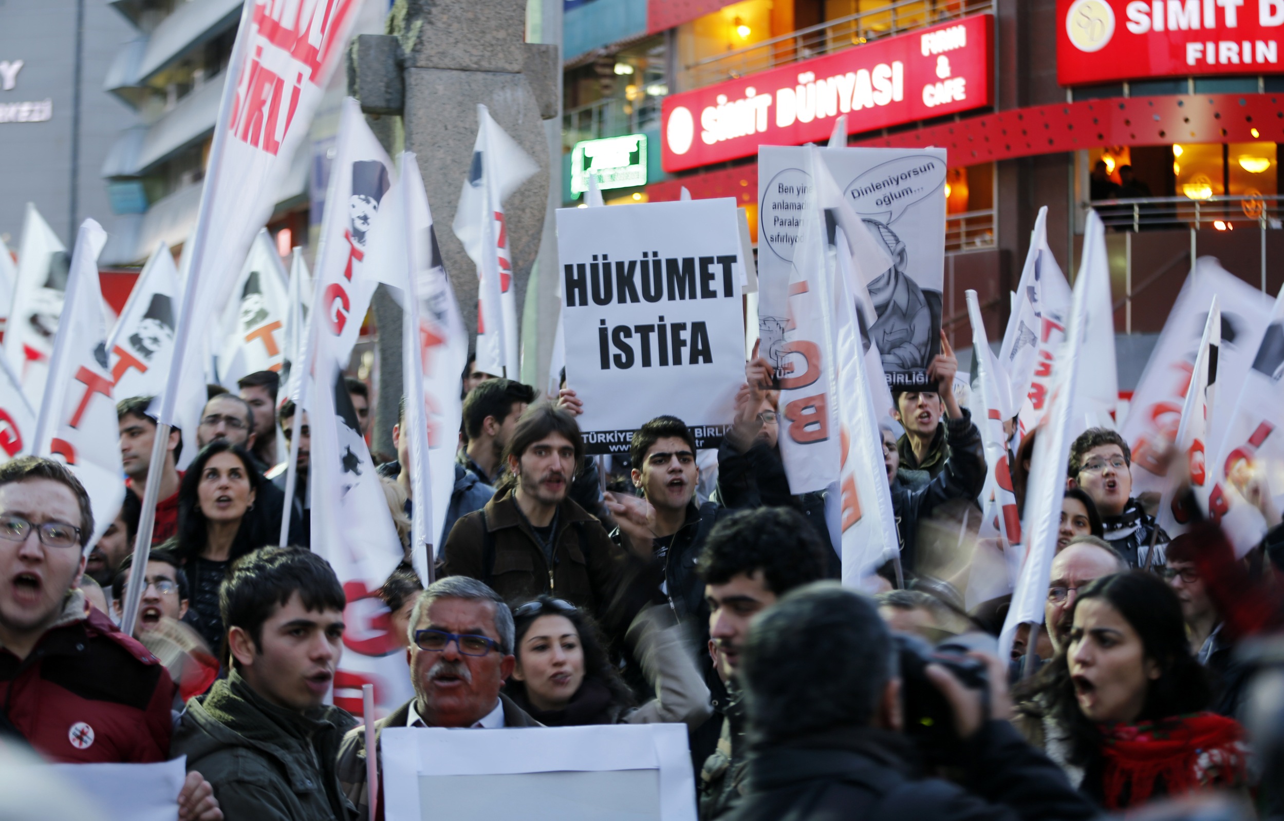 Το βίντεο της απόλυτης προπαγάνδας για τον τούρκο Πρωθυπουργό