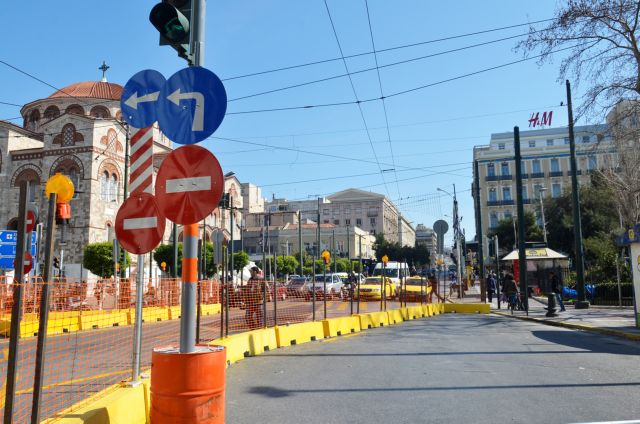 Ναυμαχία υποψηφίων δημάρχων στον Πειραιά για τις μονοδρομήσεις