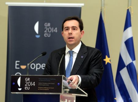 Μηταράκης: Ενδεχόμενη κλιμάκωση εμπορικού πολέμου ΕΕ-Ρωσίας