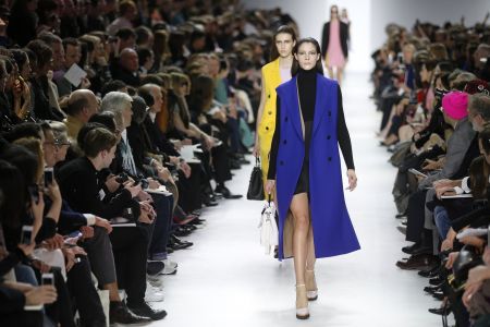 To Παρίσι παρουσιάζει τις τάσεις του επόμενου χειμώνα