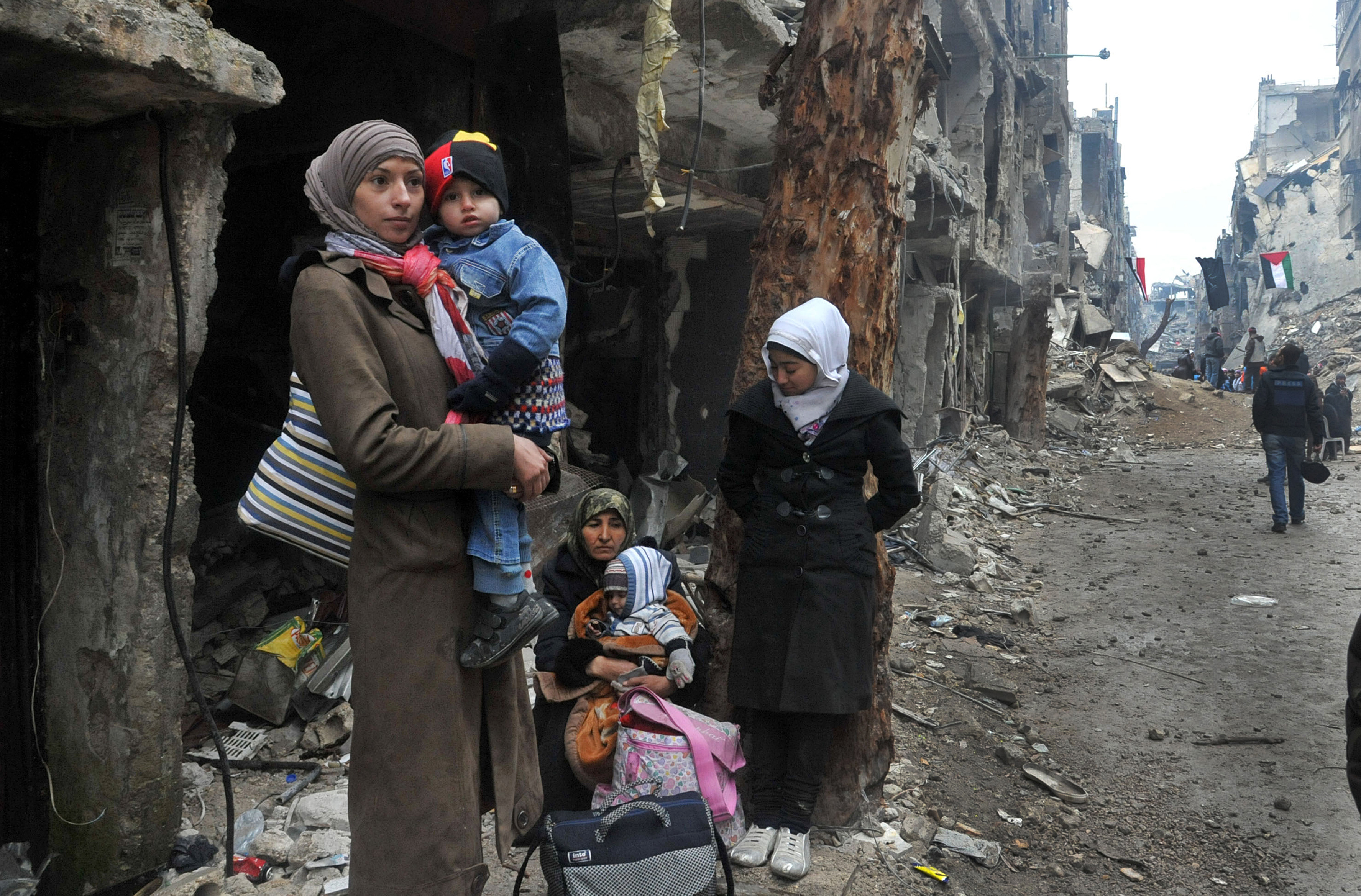 Εκθεση ΟΗΕ: Οπλα του Ασαντ η πολιορκία πόλεων και ο λιμός στη Συρία