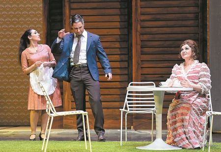 «Νυχτερίδα» στη Θεσσαλονίκη