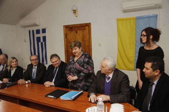 «Aμεση προτεραιότητά» oι Έλληνες της Ουκρανίας λέει το ΥΠΕΞ