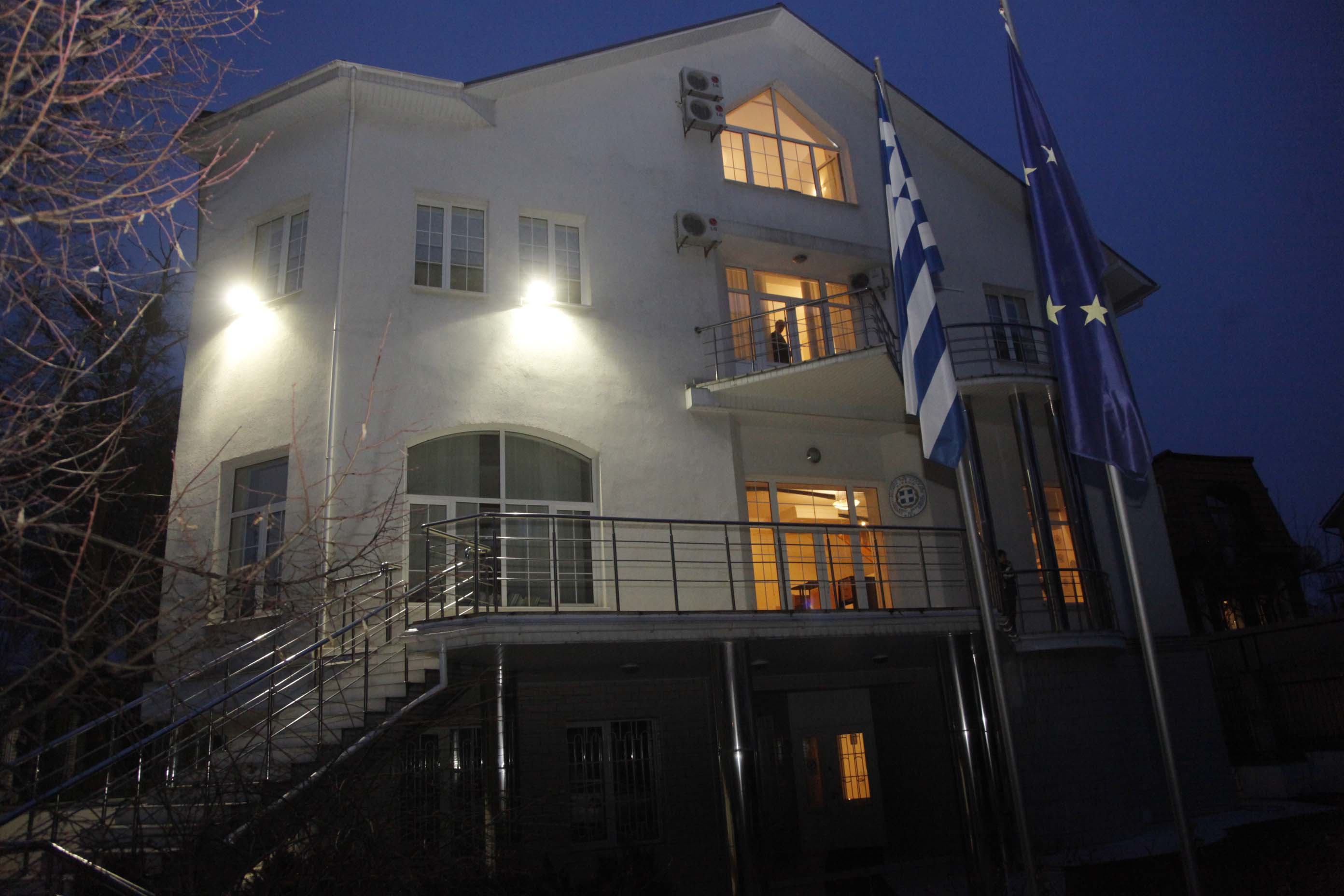 Ουκρανία: Το ελληνικό προξενείο μεταφέρθηκε από την Μαριούπολη