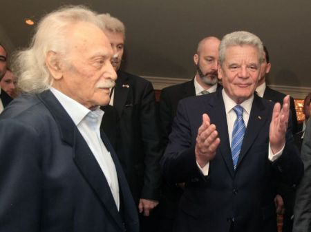 Ομιλία του Μανώλη Γλέζου στη Γερμανική Σχολή Αθηνών