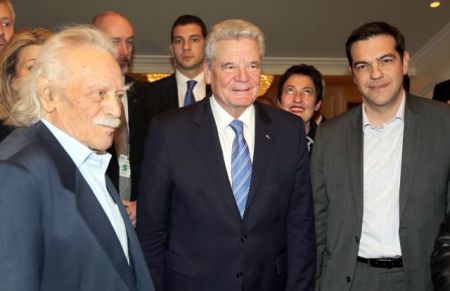 ΣΥΡΙΖΑ: στην άκρη το Μνημόνιο, ανησυχία για τις κάλπες