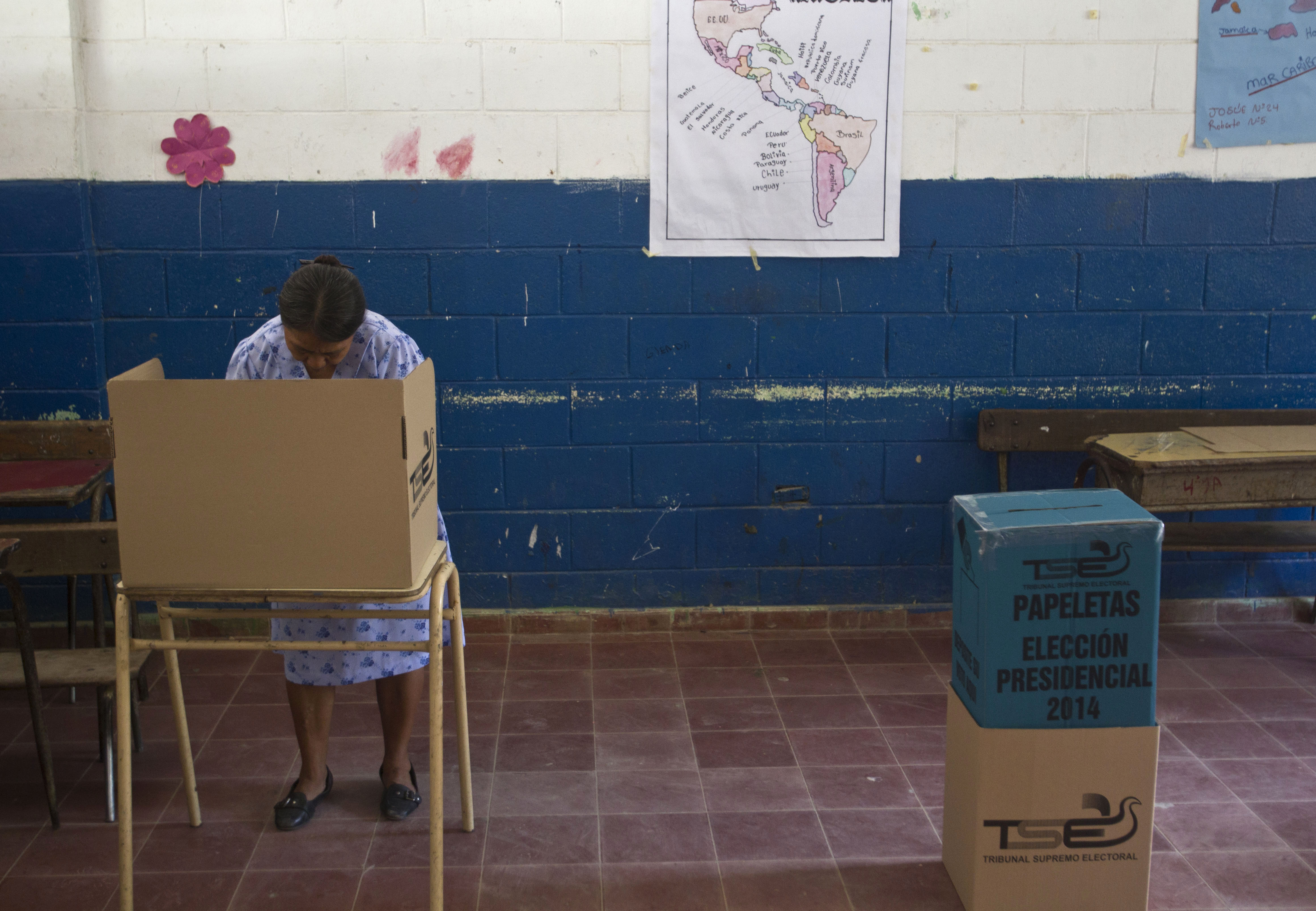 Ελ Σαλβαδόρ: Η δεξιά συμμαχία καταγγέλλει νοθεία στις εκλογές