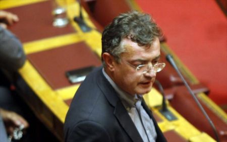 Α. Γεροντόπουλος: «Δεν γνωρίζω χρηματοδοτήσεις ΜΚΟ εκτός ΥΠΕΞ»