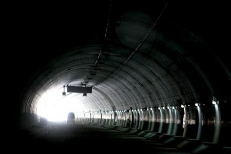 Τον Μάρτιο του 2017 προβλέπεται να ολοκληρωθούν οι σήραγγες των Τεμπών