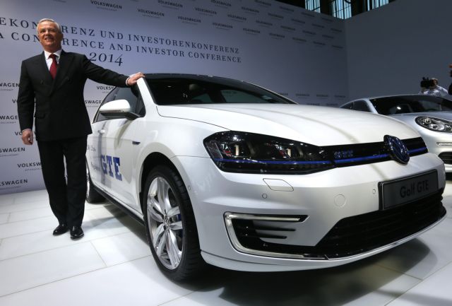 Τρέχει με Porsche η Volkswagen