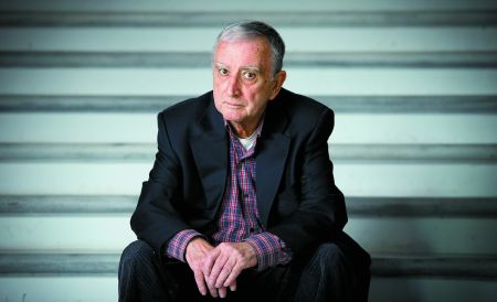 Ο χρεοκοπημένος άνθρωπος του Ραφαέλ Τσίρμπες