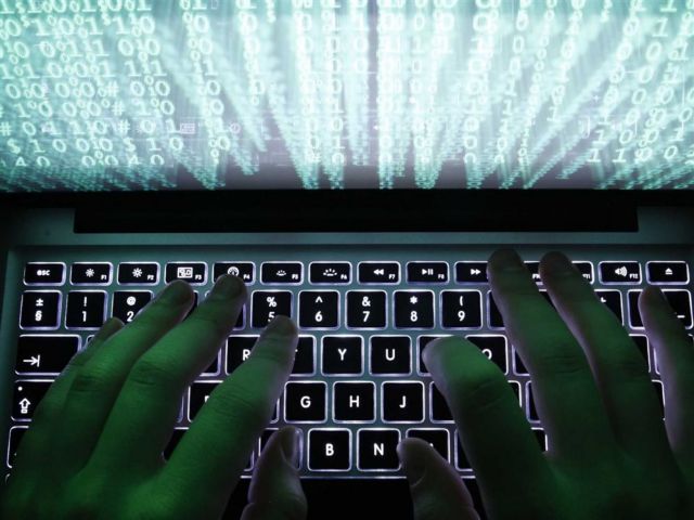 Διώξεις σε πρώην στελέχη ΕΥΠ για τα «μυστικά κονδύλια»