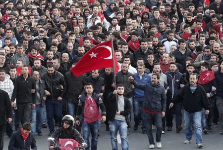 Ο Τούρκος πιστεύει μόνο τον Τούρκο