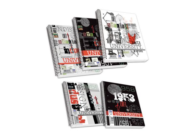 «Ζωντάνεψαν» τα μπλε τετράδια