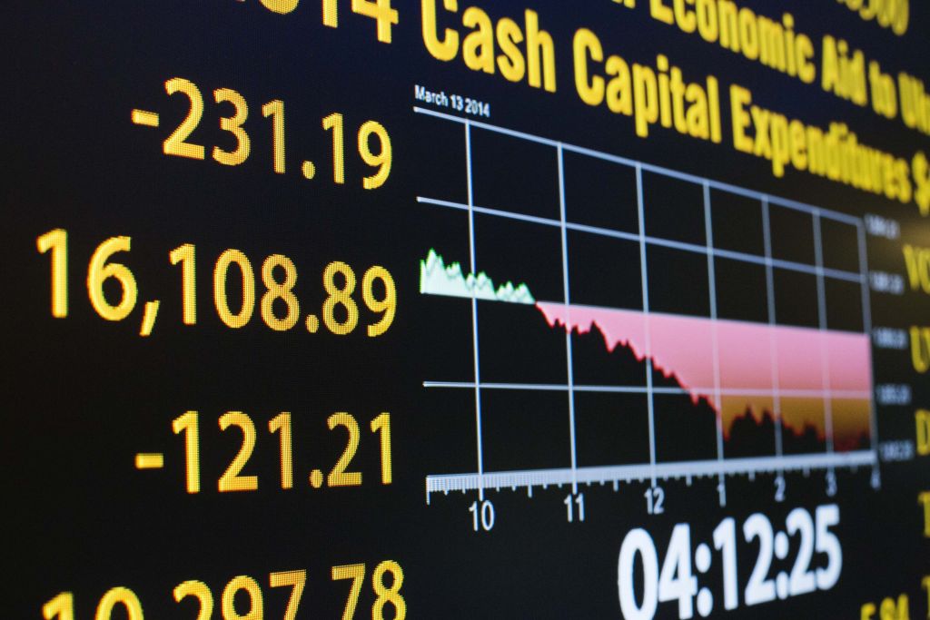 Bloomberg: Συνεχίζεται η επιστροφή της Ελλάδας στις αγορές