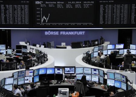 Deutsche Welle: Διχάζει το εμπορικό πλεόνασμα-ρεκόρ της Γερμανίας