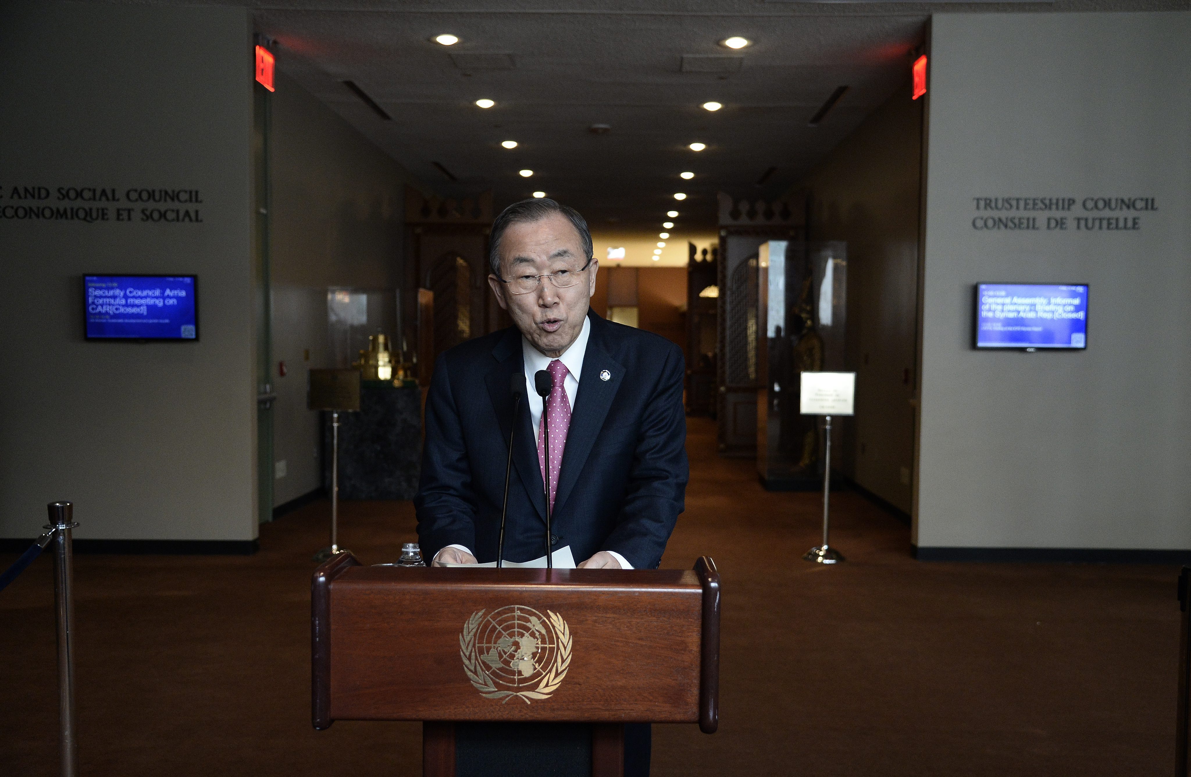 Διαδοχικές επισκέψεις από τον ΓΓ του ΟΗΕ Μπαν Κι-μουν σε Μόσχα-Κίεβο