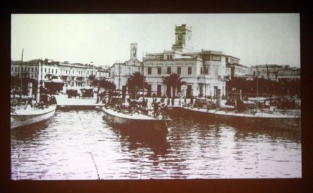 Ημερίδα στον Πειραιά για να ξαναχτυπήσει το παλιό Ρολόι