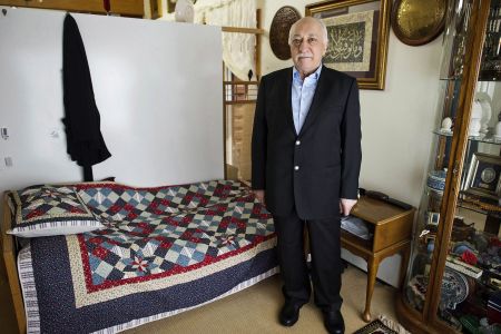 H Τουρκία προειδοποιεί ότι ο Γκιουλέν μπορεί να εγκαταλείψει τις ΗΠΑ