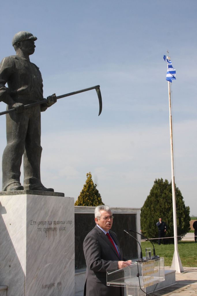 Μ.Χαρακόπουλος: Αναζωογόνηση της υπαίθρου με νέους αγρότες