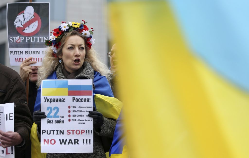 Το Κίεβο καλεί τη Δύση να διατηρήσει τις κυρώσεις στη Ρωσία